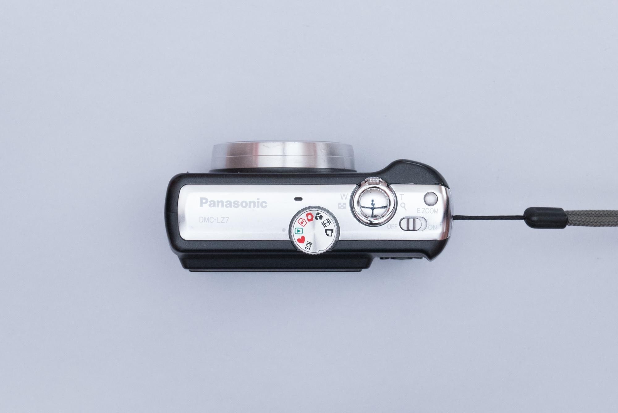 Panasonic Lumix DMC-LZ7 Compact Y2K Digital Camera – OHSOCULT Film