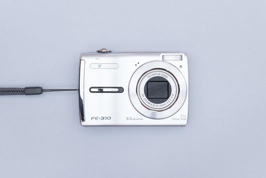 Olympus FE-310 Compact Y2K Digital Camera