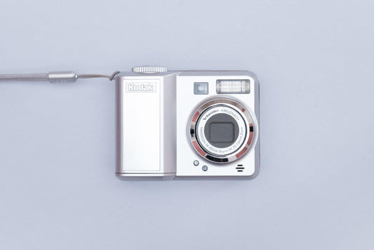 Kodak EasyShare C663 Compact Y2K CCD Digital Camera 2000s Digicam