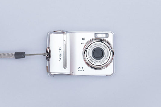 Sanyo Xacti VPC-S70 Compact Y2K Digital Camera