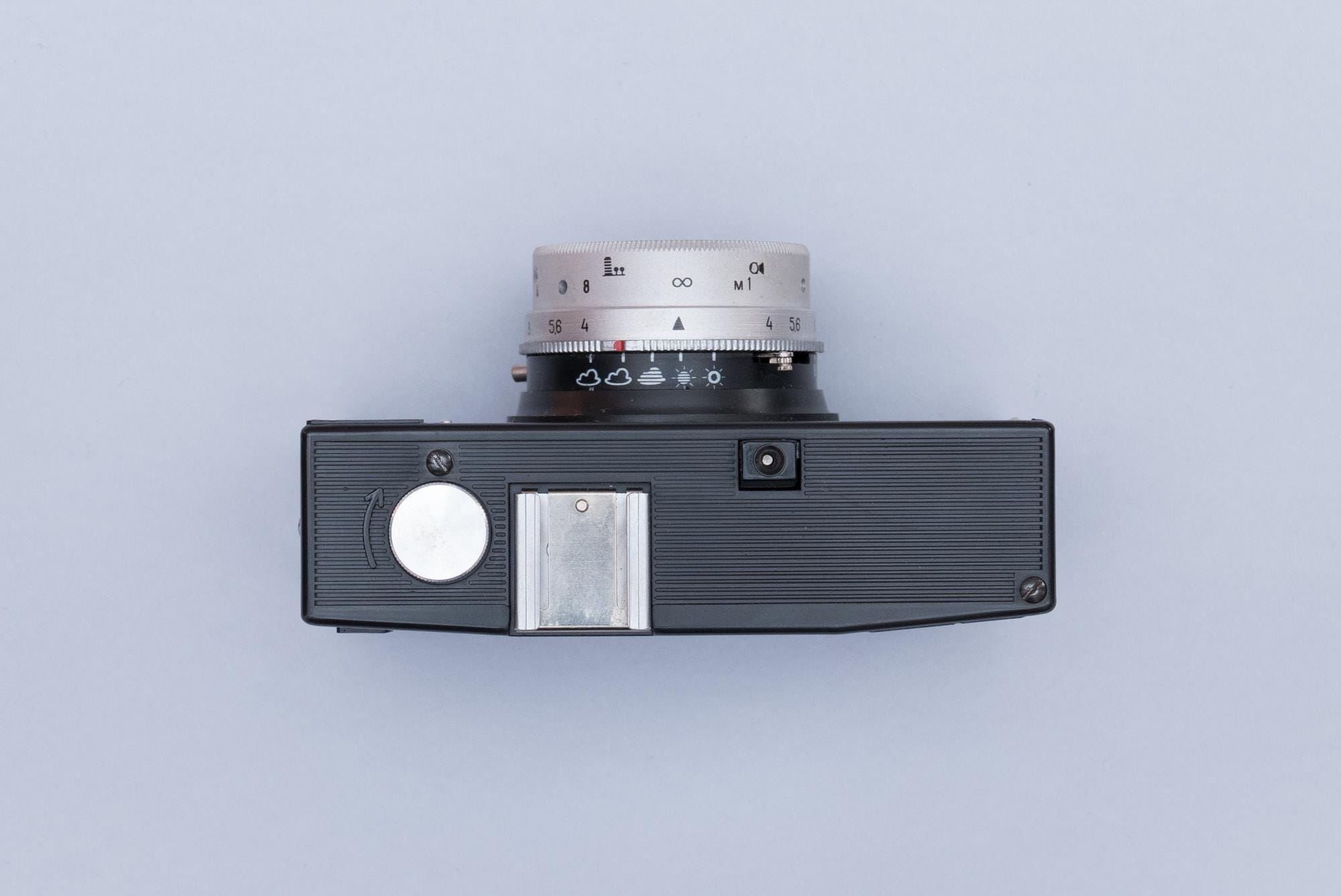 Lomo Smena 8M Compact 35mm Film Camera – OHSOCULT Film Compacts