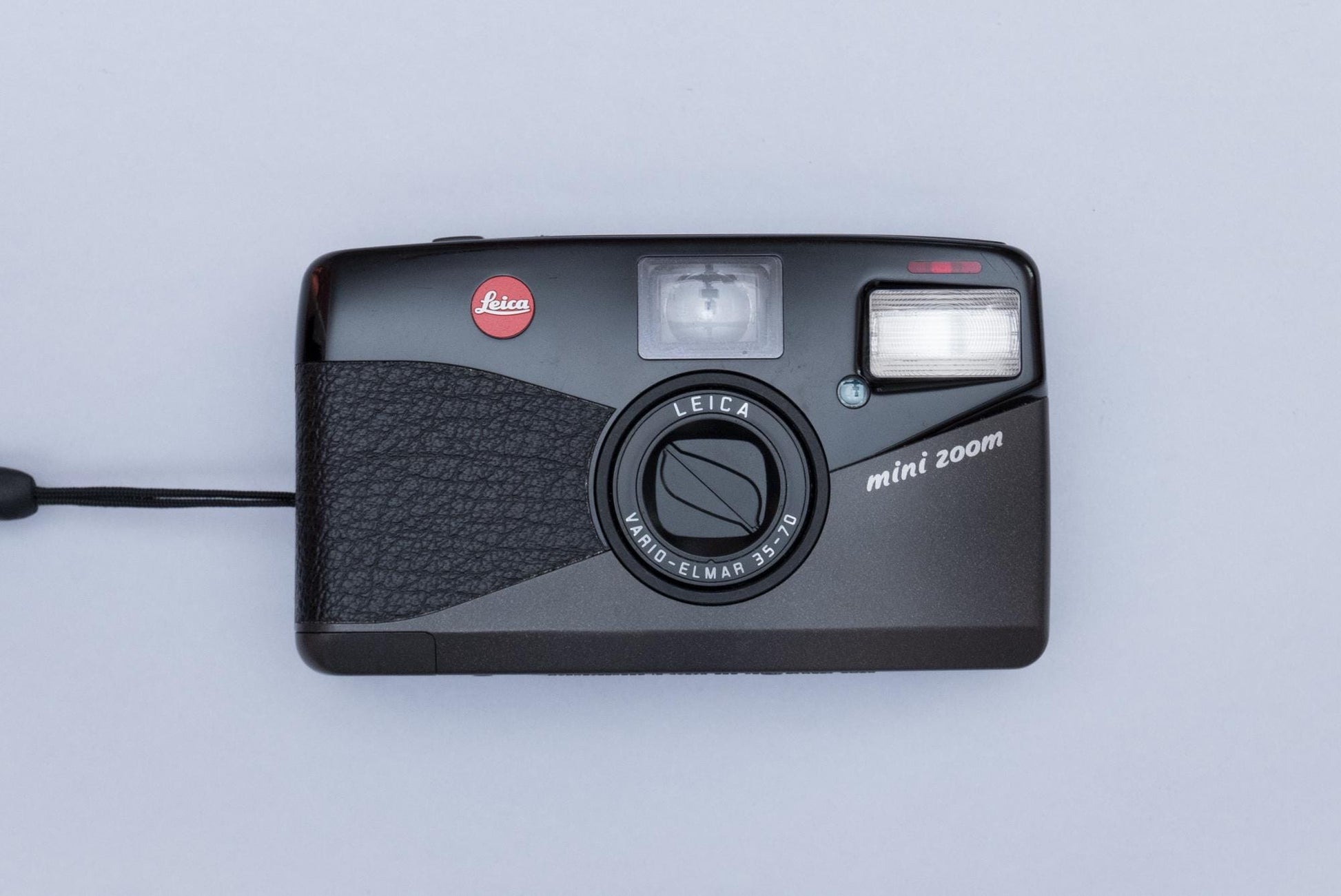 Leica Dust Viewfinder Leitz 135mm Viewfinder - Main Image