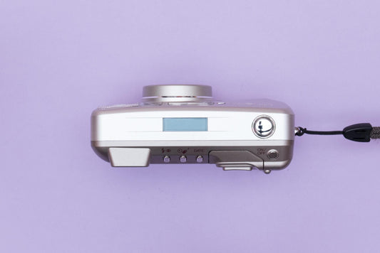 Minolta Riva Zoom 125 Compact 35mm Point and Shoot Film Camera