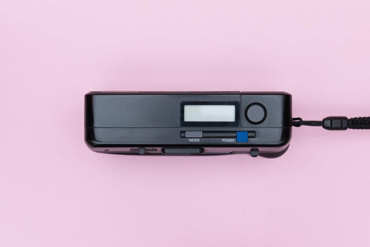 Minox CD 29 Compact 35mm Point and Shoot Film Camera Black