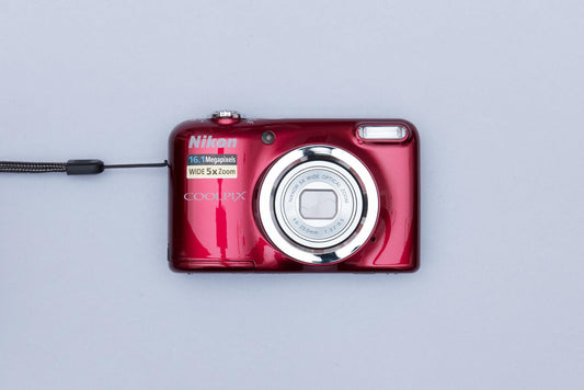 Nikon Coolpix A10 Compact Y2K Digital Camera
