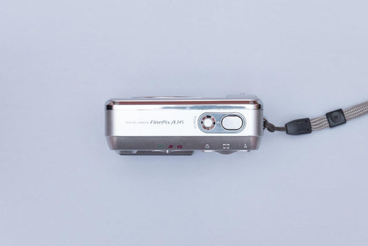 Fujifilm FinePix A345 Compact Y2K Digital Camera