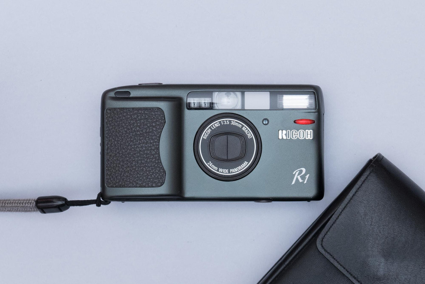 Ricoh R1 Wide Panorama Compact Point and Shoot 35mm Film Camera