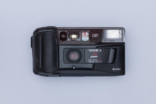 Yashica T3 Super Carl Zeiss Tessar Kyocera 35mm Compact Film Camera
