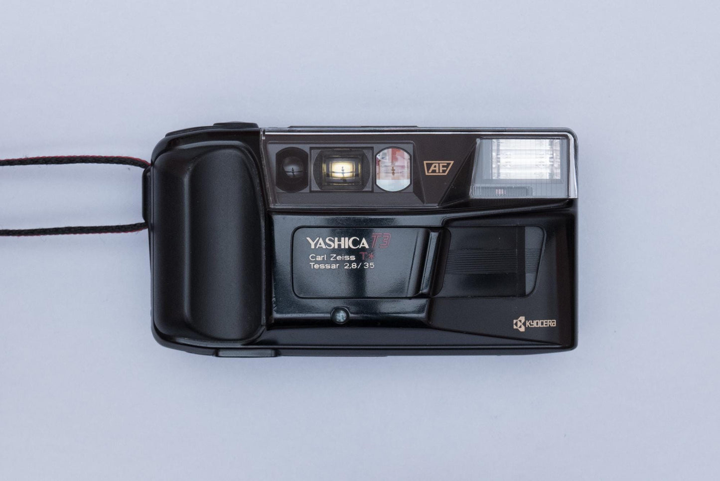 Yashica T3 Carl Zeiss Tessar 35mm Compact Film Camera Kyocera Point and Shoot
