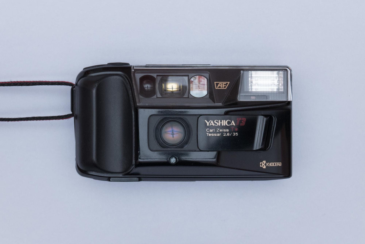 Yashica T3 Carl Zeiss Tessar 35mm Compact Film Camera Kyocera Point and Shoot
