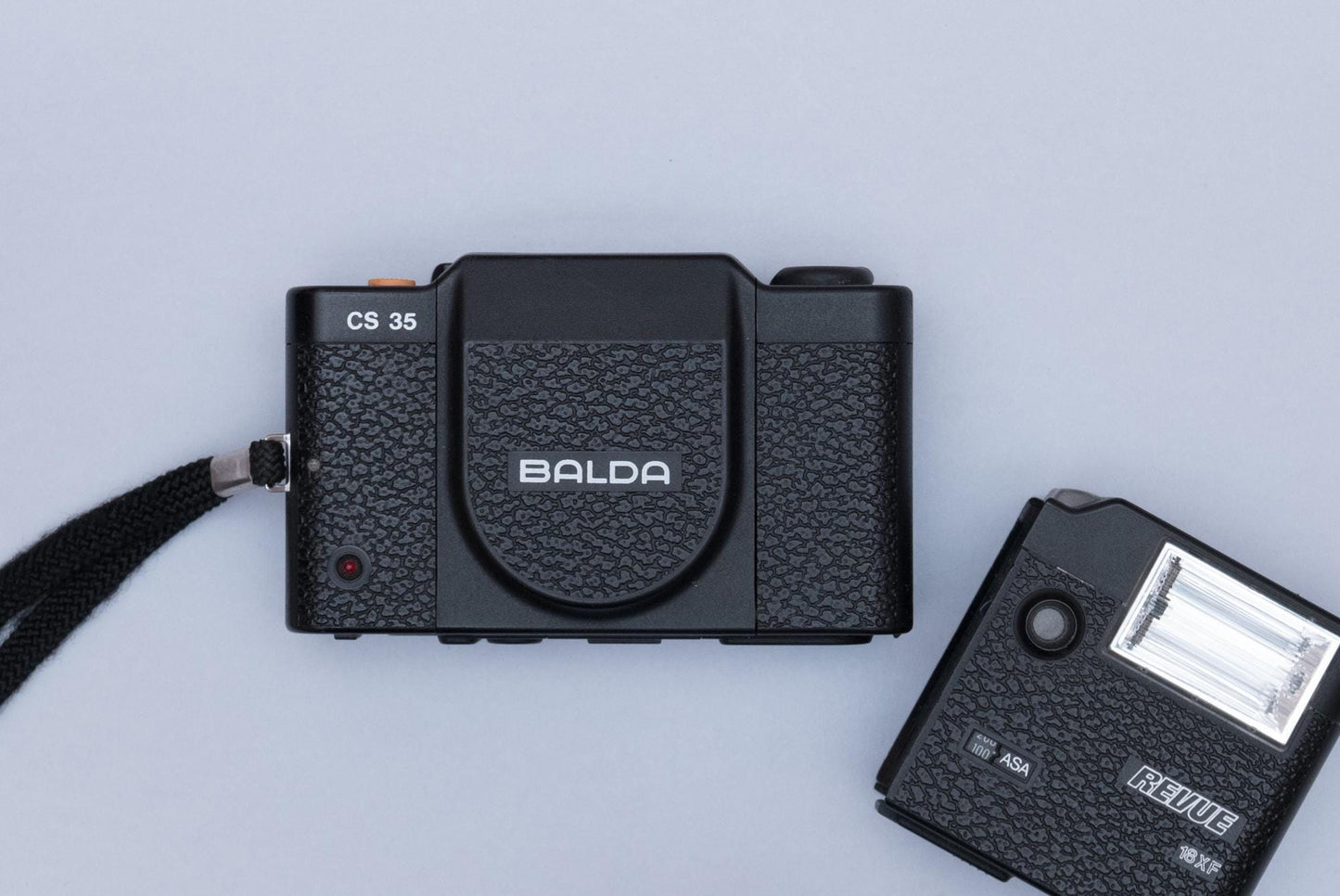 Balda CS 35 Compact 35mm Film Camera with 18 XF Flash