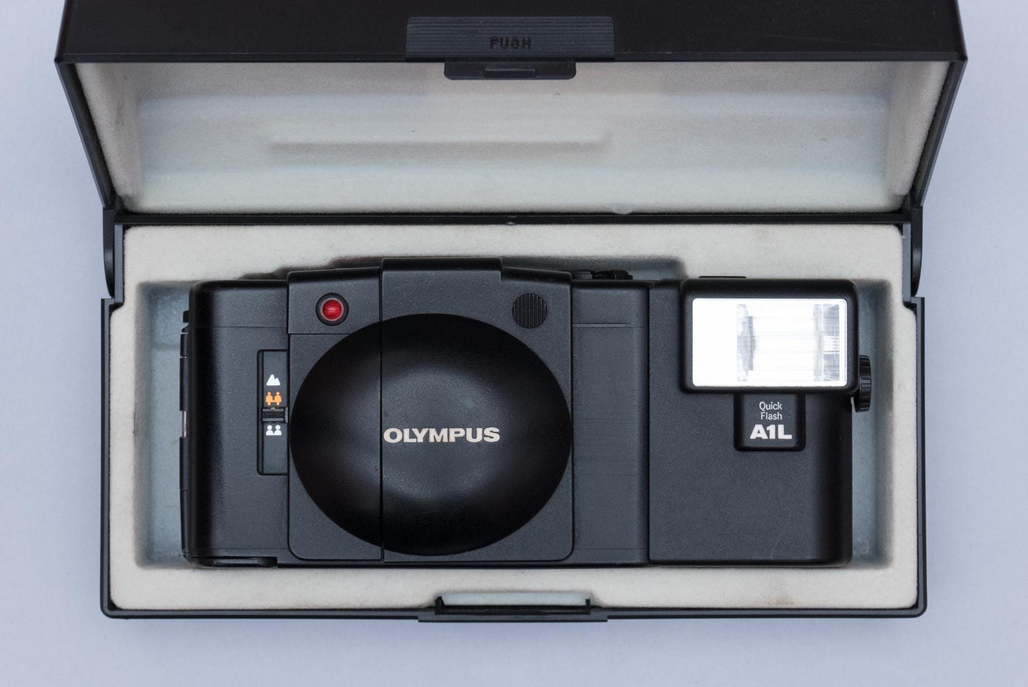 Olympus XA 2 Compact Film Camera with Zuiko 3.5/35mm lens and A1L Flash