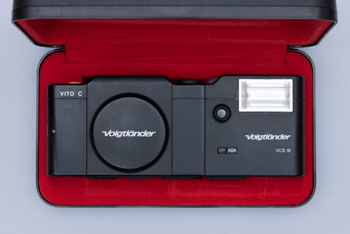 Voigtlander Vito C Compact Point and Shoot 35mm Film Camera with VCS 18 Flash and Box