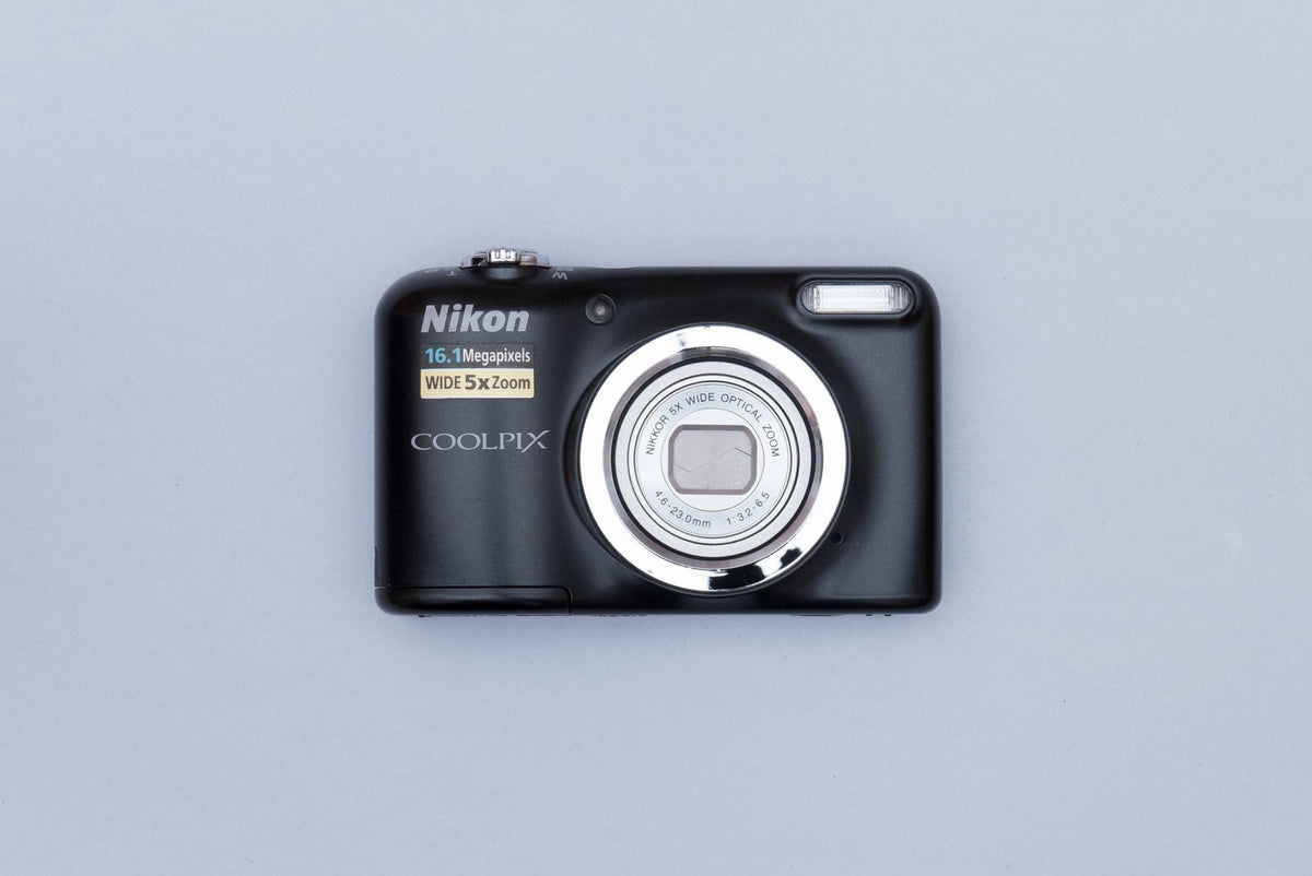 Nikon Coolpix A10 Compact Y2K Digital Camera