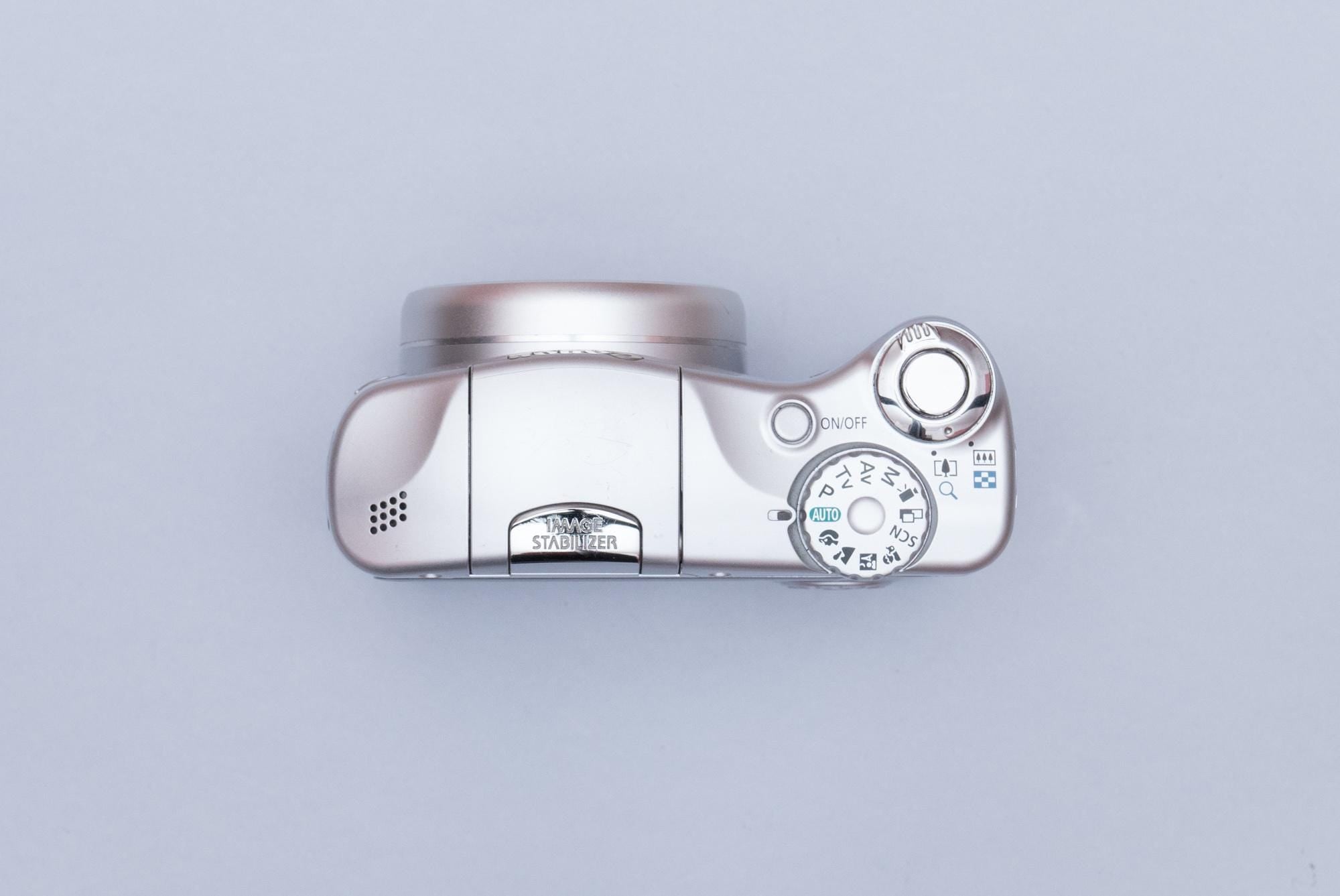 Canon PowerShot SX100 IS Compact Y2K CCD Digital Camera 2000s