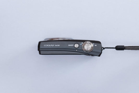 Nikon Coolpix S630 Compact Y2K Digital Camera