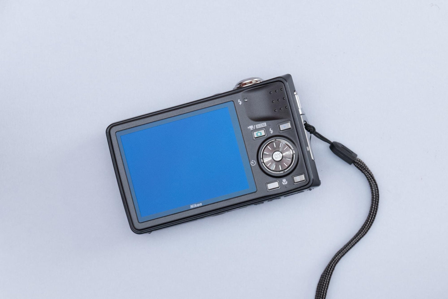 Nikon Coolpix S630 Compact Y2K Digital Camera