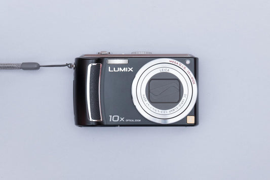 Panasonic Lumix DMC-TZ5 Compact Y2K Digital Camera