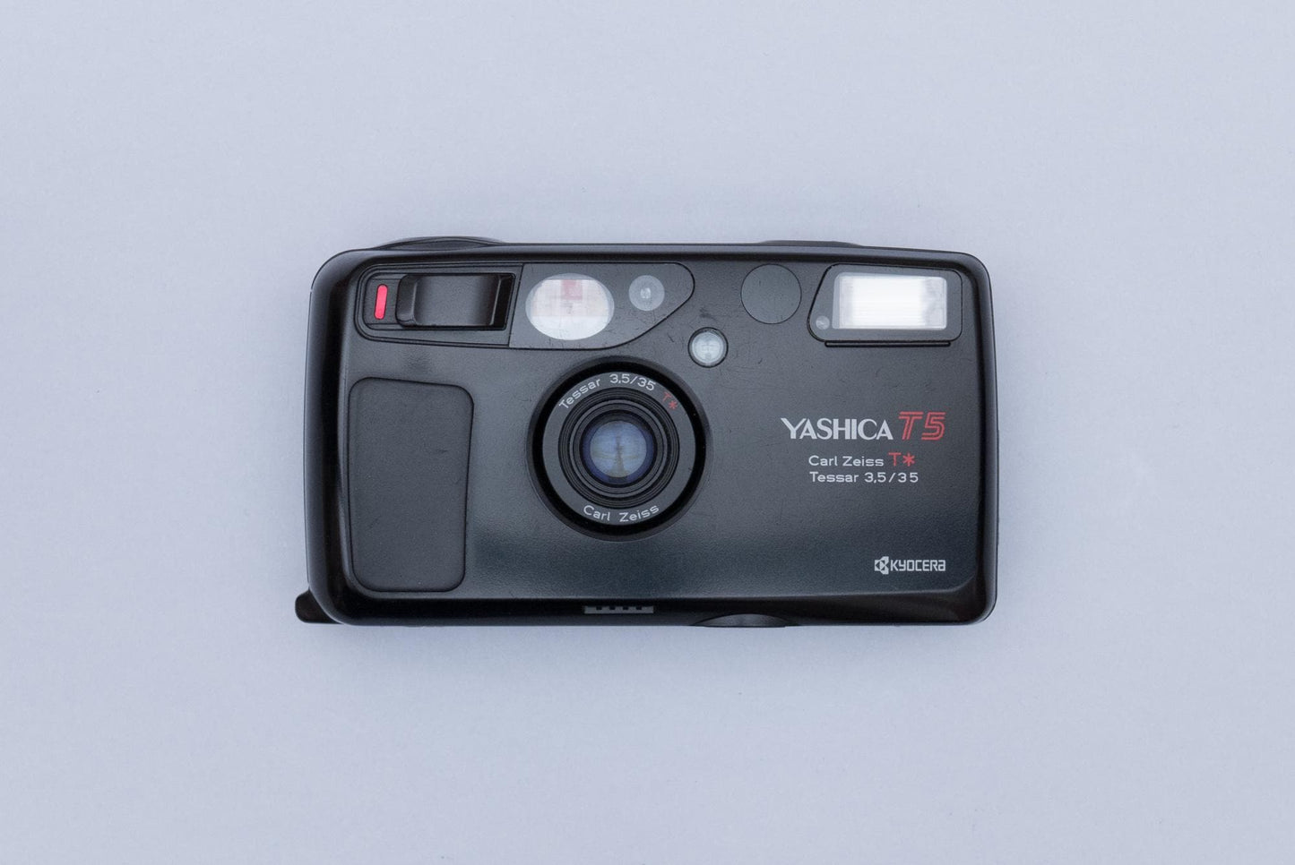 Yashica T5 Carl Zeiss Tessar 35mm Compact Film Camera Kyocera Point and Shoot