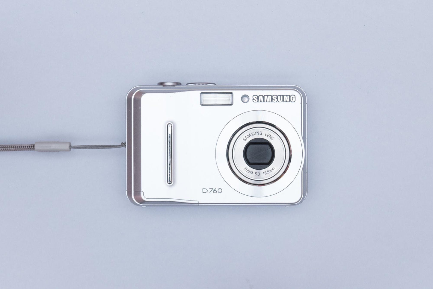 Samsung D760 Compact Y2K CCD Digital Camera