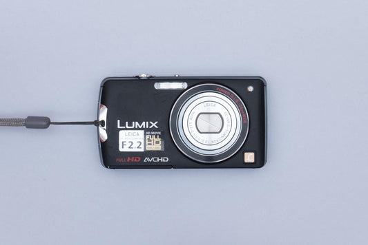 Panasonic Lumix DMC-FX700 Compact Y2K Digital Camera