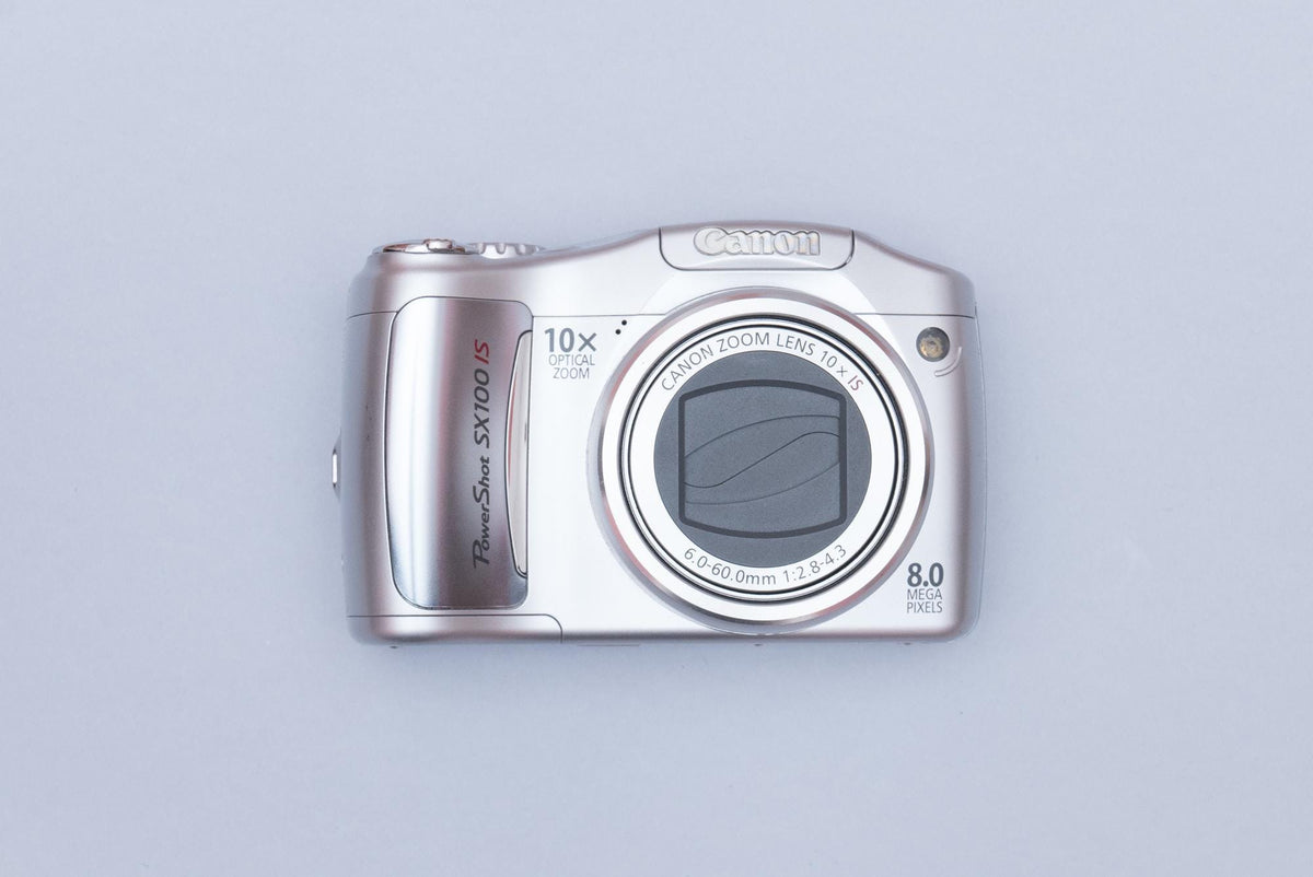 Canon PowerShot SX100 IS Compact Y2K CCD Digital Camera 2000s 