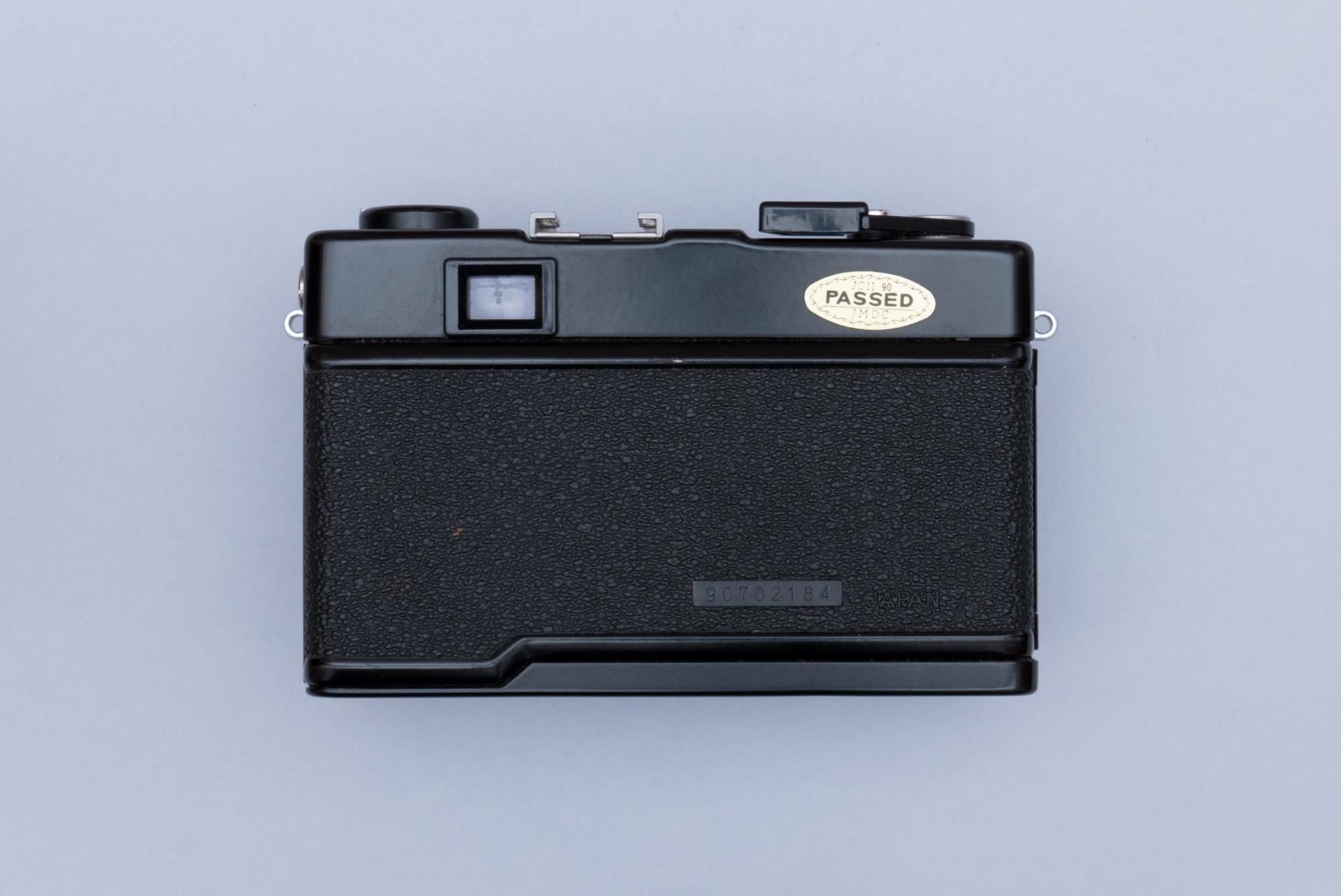 Revue 400 SE Rangefinder 35mm Film Camera – OHSOCULT Film Compacts