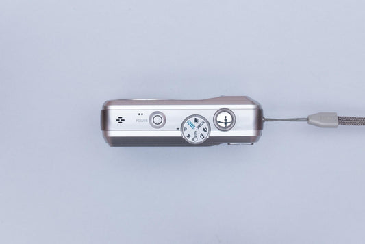 Samsung D760 Compact Y2K CCD Digital Camera