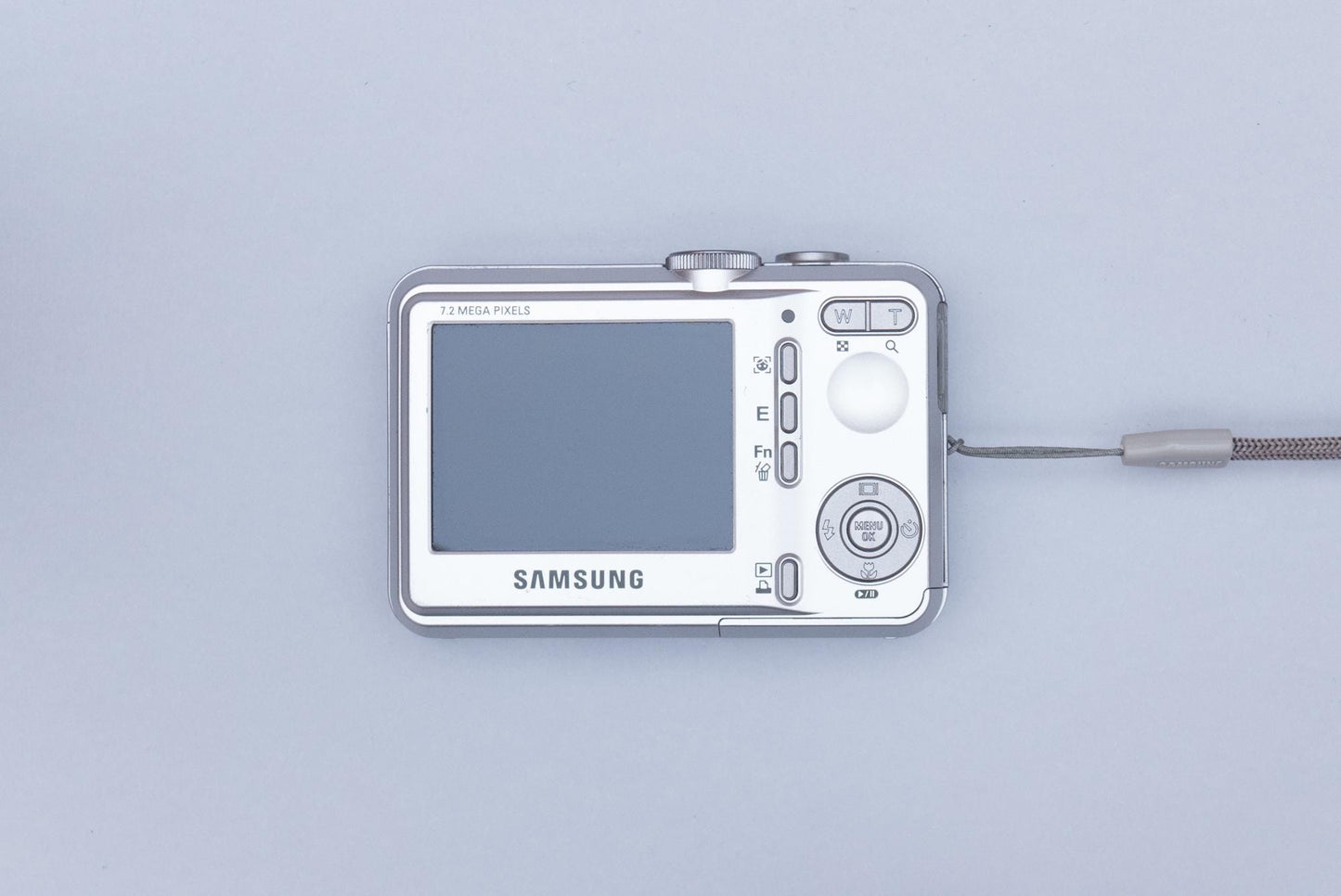 Samsung D760 Compact Y2K CCD Digital Camera