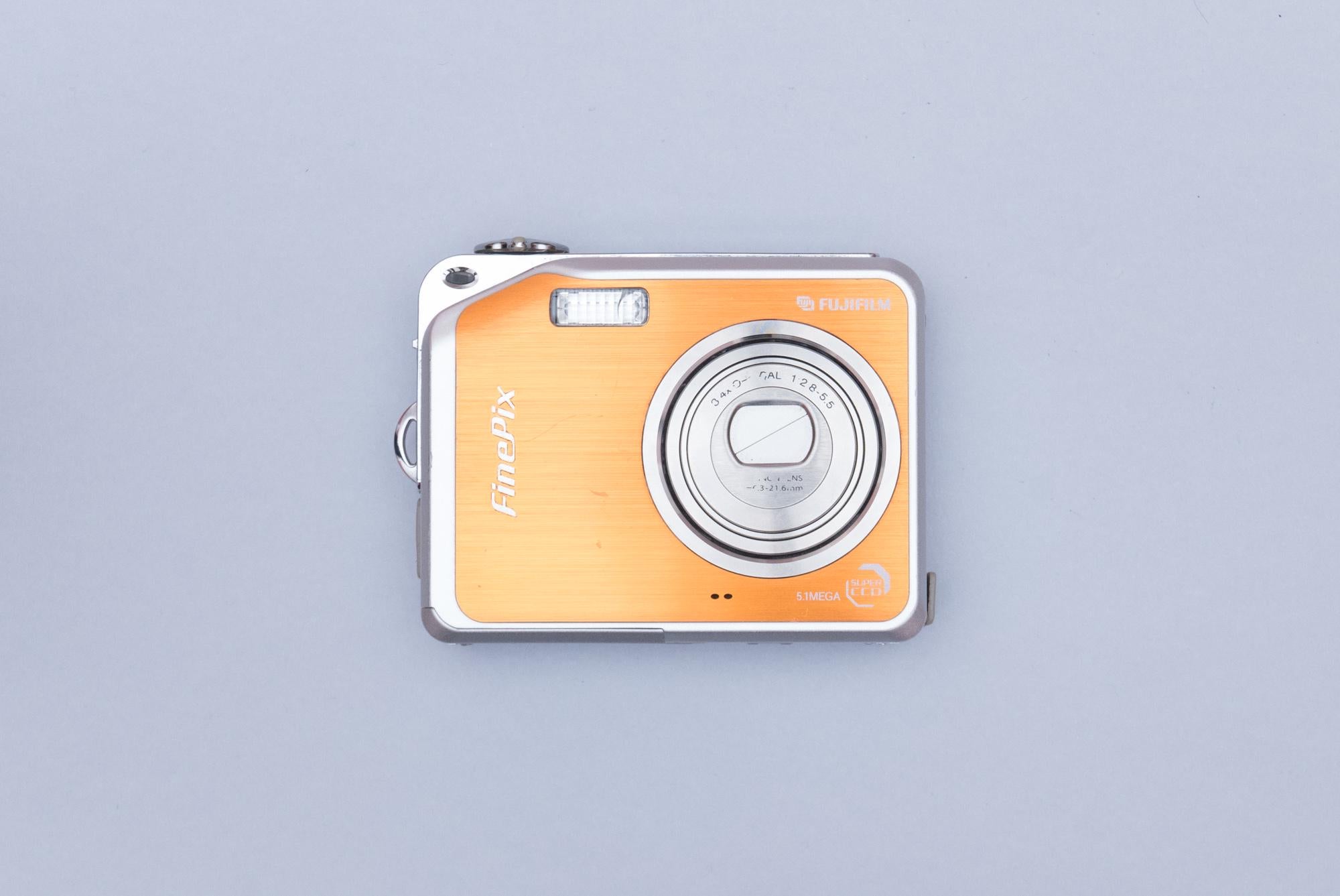 Fujifilm FinePix V10 Compact Y2K Digital Camera – OHSOCULT Film