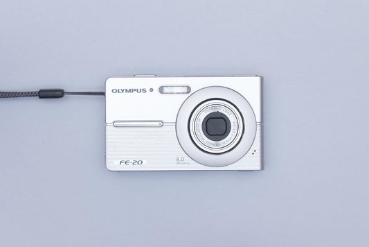Olympus FE-20 Compact Y2K Digital Camera