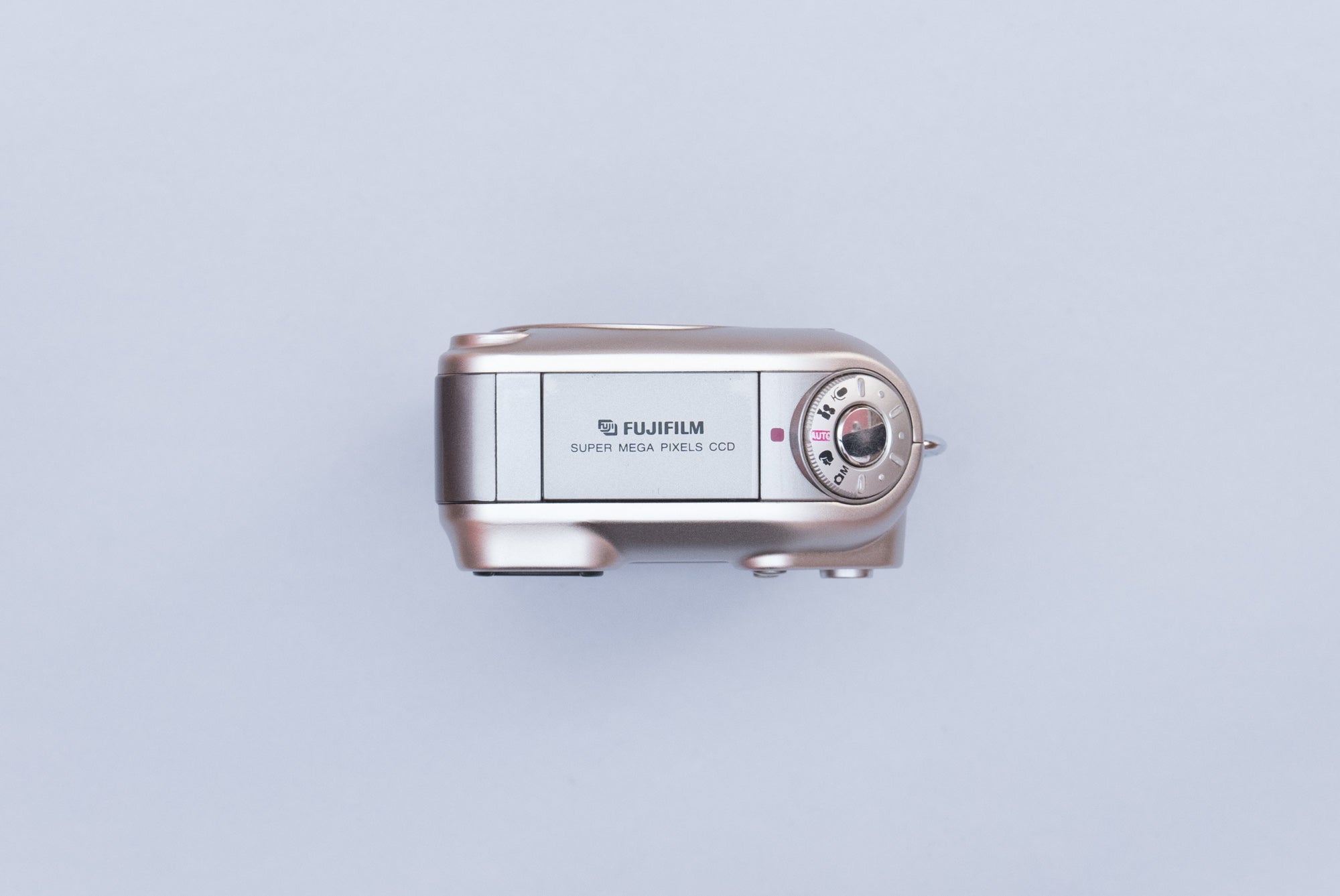 Fujifilm FinePix F601 Zoom Compact Y2K Digital Camera – OHSOCULT Film  Compacts