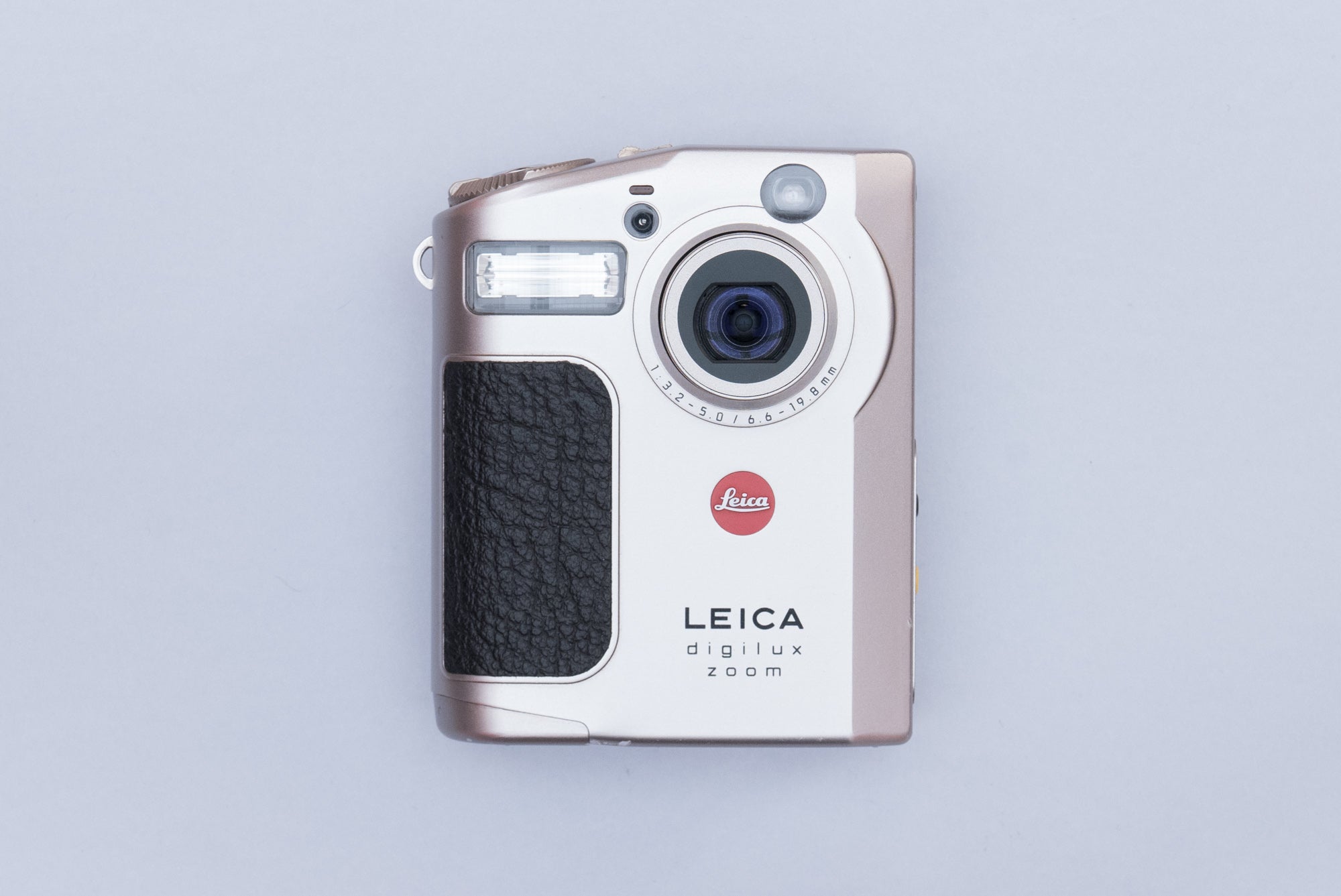 Leica DIGILUX Zoom Compact Y2K Digital Camera – OHSOCULT Film Compacts