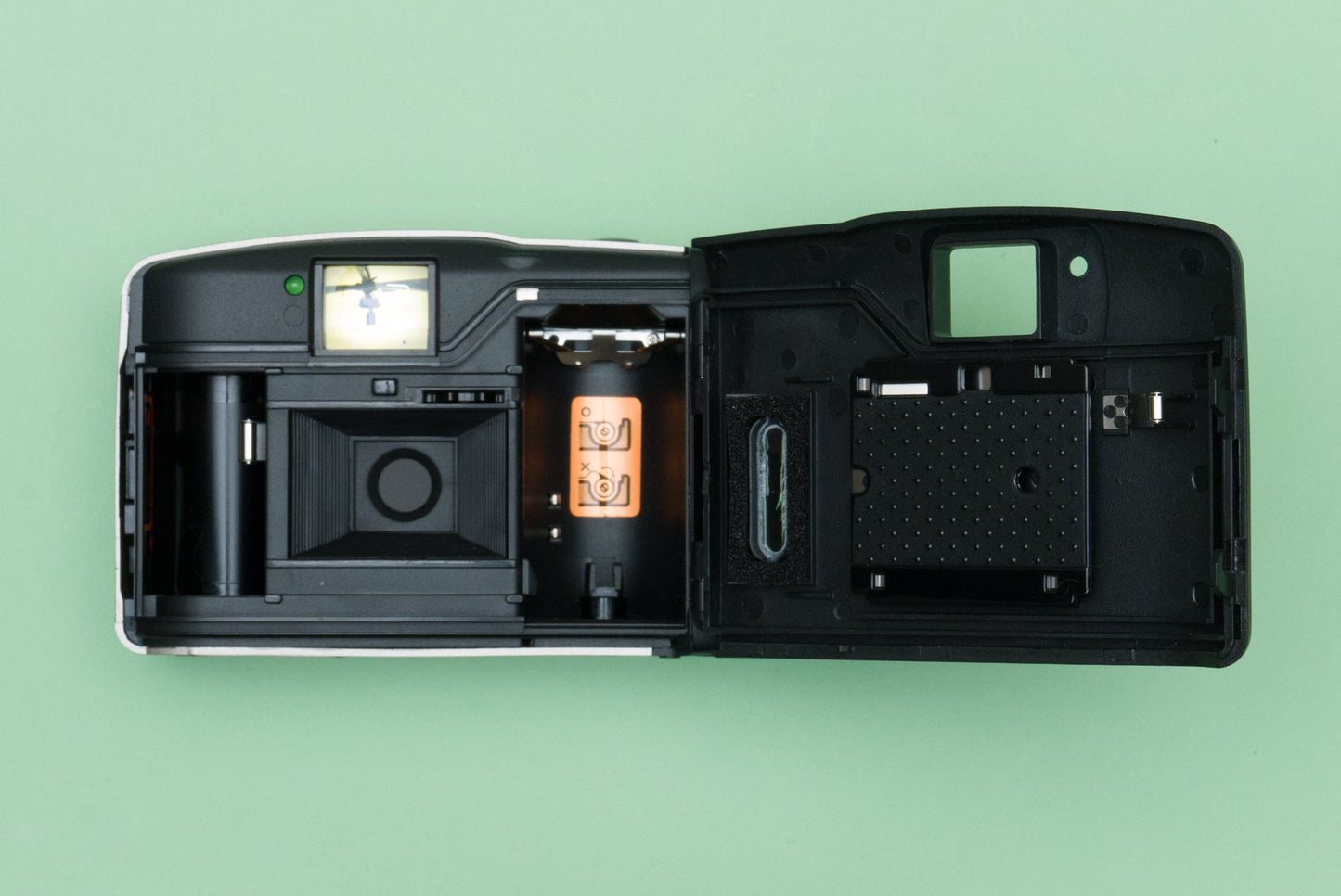 Minolta F35 Big Finder Compact 35mm Point and Shoot Film Camera