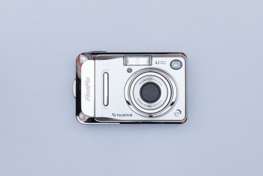 Fujifilm FinePix A400 Compact Y2K Digital Camera