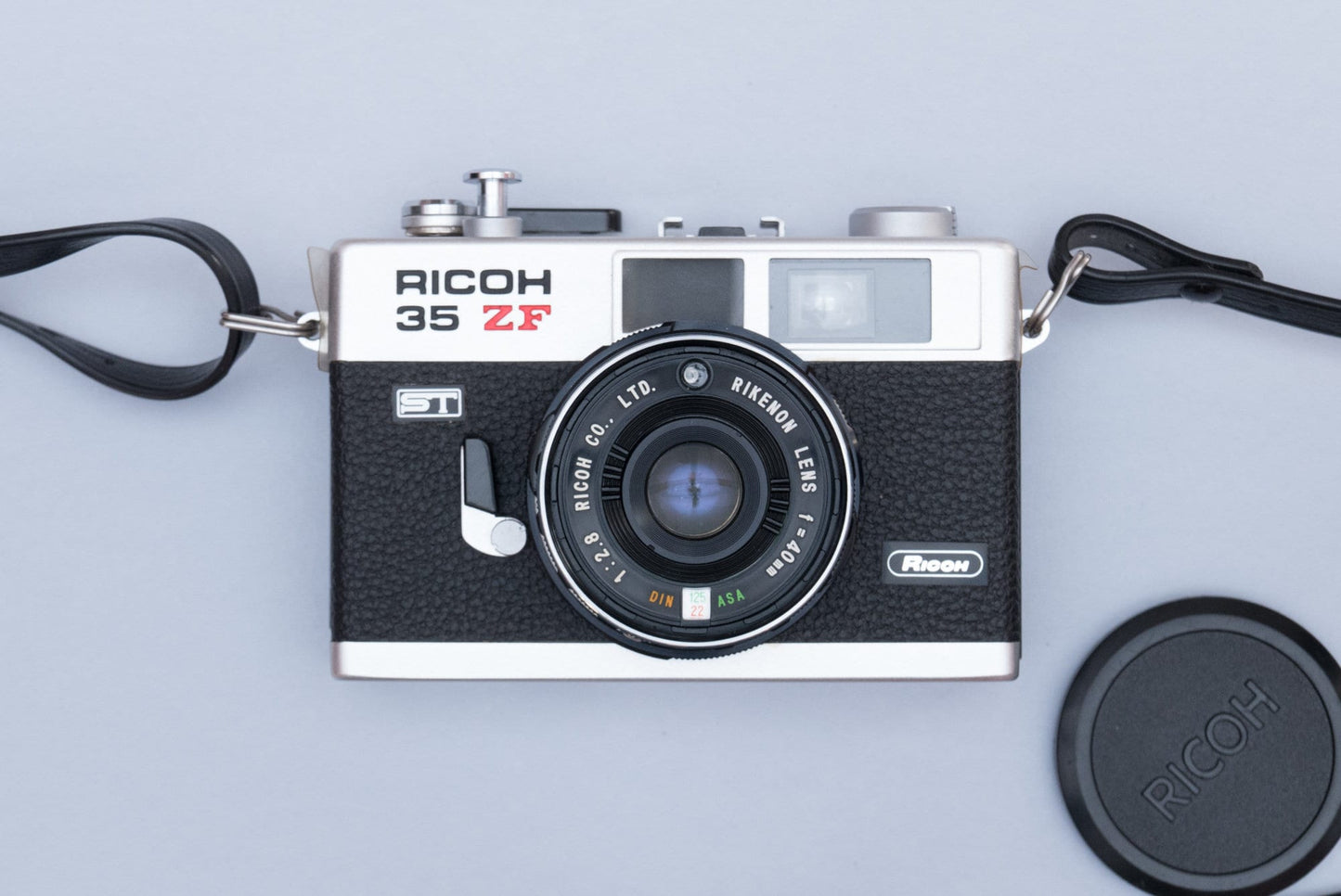 Ricoh 35 ZF Vintage 35mm Film Camera